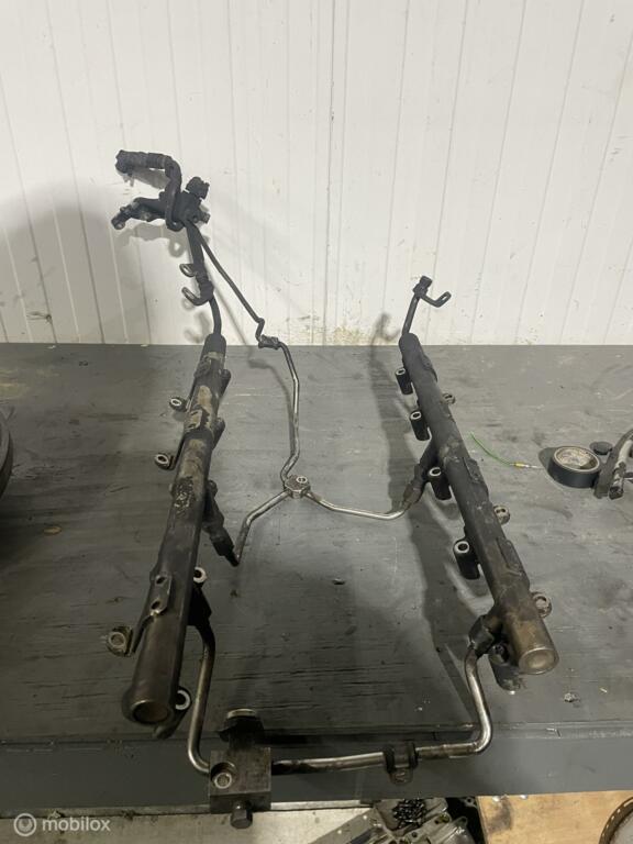 Injector brandstof rails audi s6 s8 5.2 V10 BSM BXA, Auto-onderdelen, Ophalen of Verzenden, Gebruikt