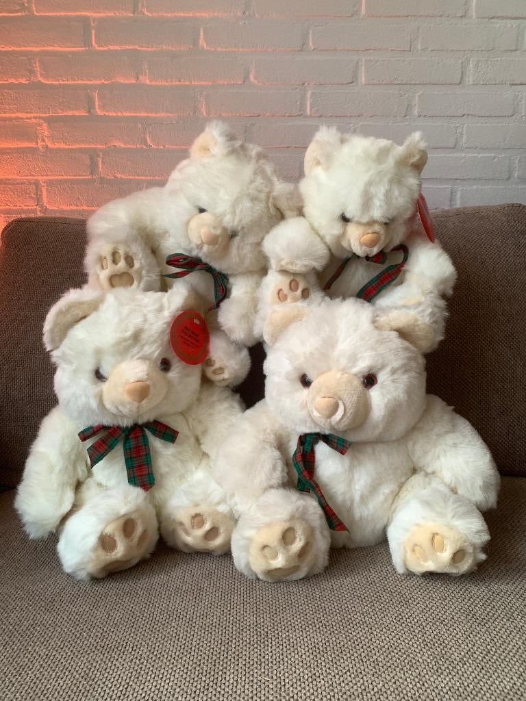 4 Mac Bear Collection Pluche Beren beer met groen rood strik, Ophalen of Verzenden, Zo goed als nieuw, Stoffen beer, Overige merken