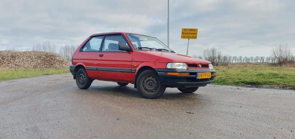 Subaru Justy 1.2 S/ii U9 1992 Rood, Auto's, Subaru, Particulier, Justy, Radio, Benzine, Hatchback, Handgeschakeld, Origineel Nederlands