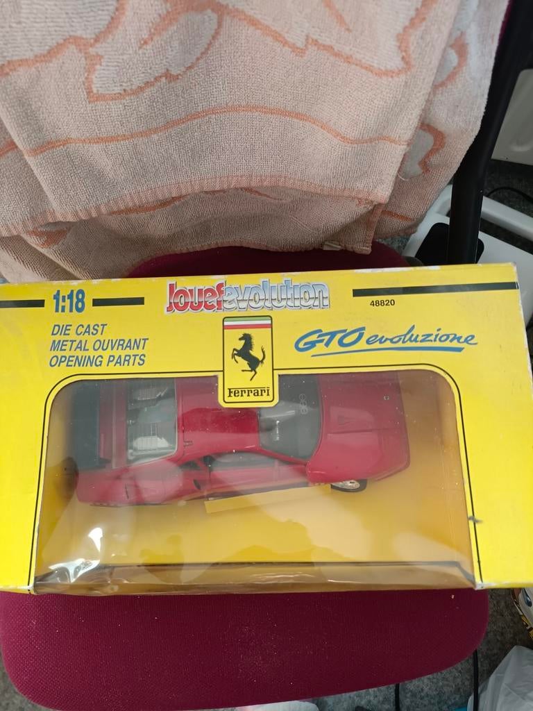 Ferrari GTO Evoluzione 1:18 - Jouef Evolution, Ophalen of Verzenden