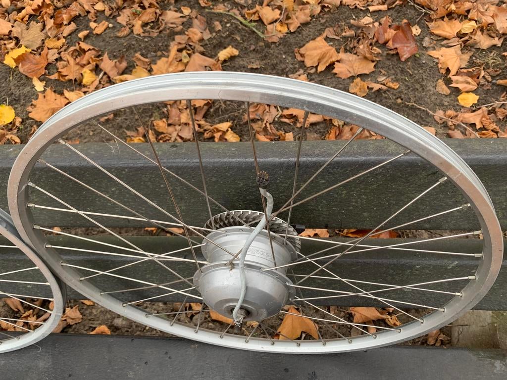 Te Koop Elektrische Voorwiel +Acterwiel Batavus Gazelle Spar, Ophalen, Zo goed als nieuw, Wiel