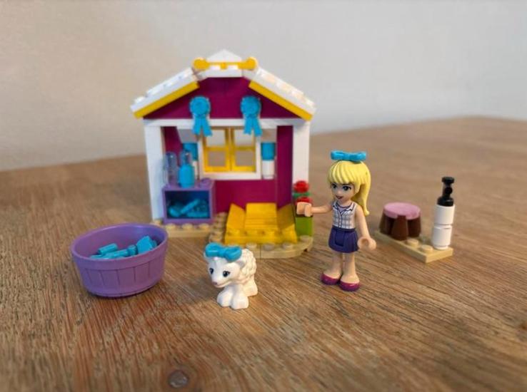 LEGO Friends bundel 41029 + kasteel + auto, Kinderen en Baby's, Speelgoed | Duplo en Lego, Ophalen of Verzenden, Zo goed als nieuw