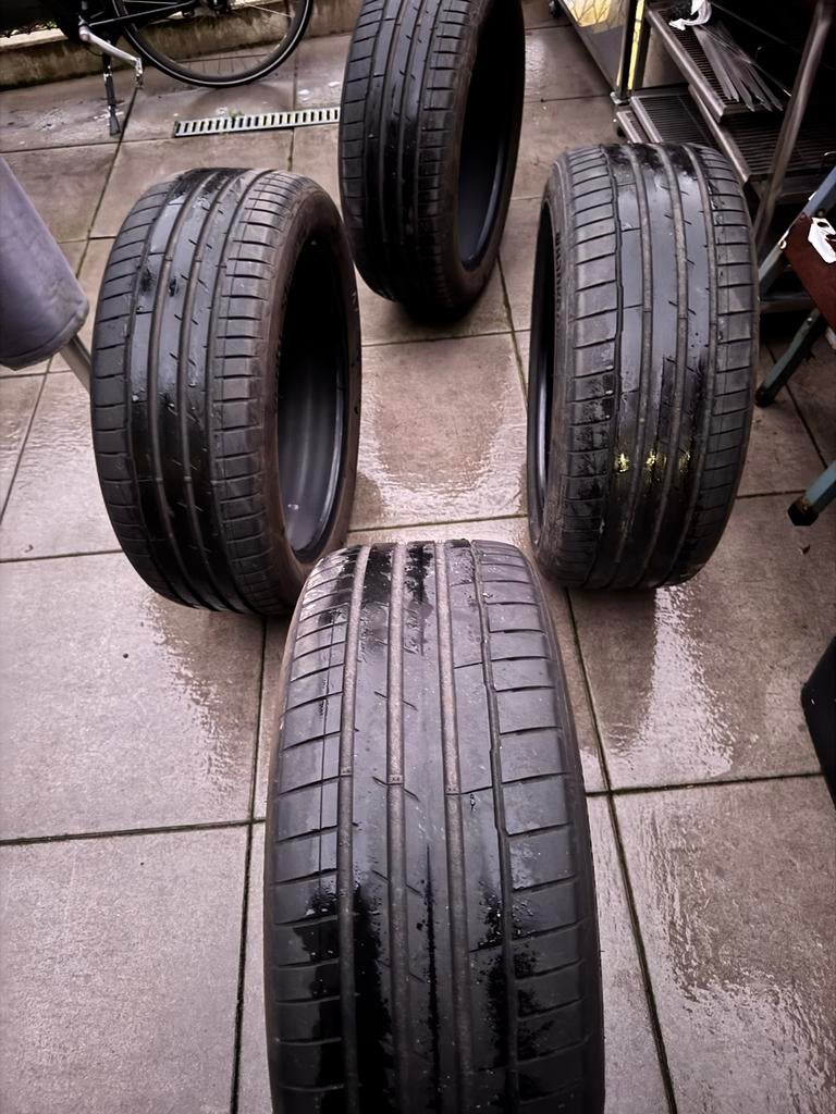 ZGAN Zomerbanden VW ID.4 - 235/50 R20 & 255/45 R20, Gebruikt, Ophalen of Verzenden, 235 mm, Band(en)