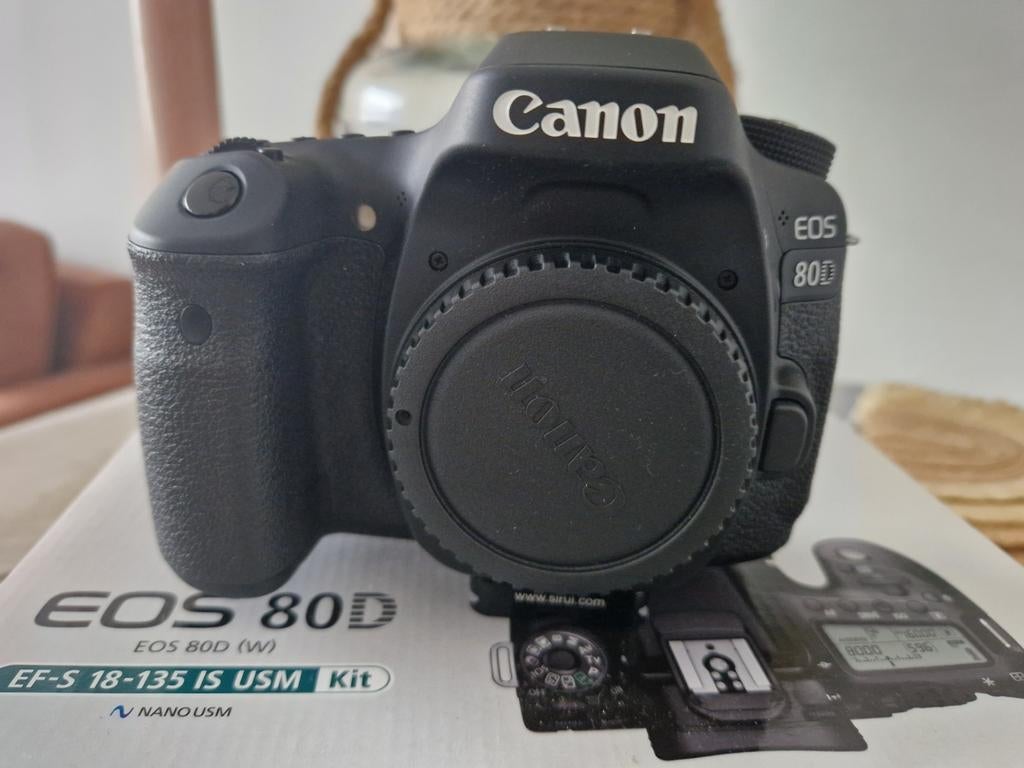 CANON D80 fotocamera, weinig clicks, incl. 3 lenzen + koffer, Ophalen of Verzenden, Zo goed als nieuw, Canon, Geen optische zoom