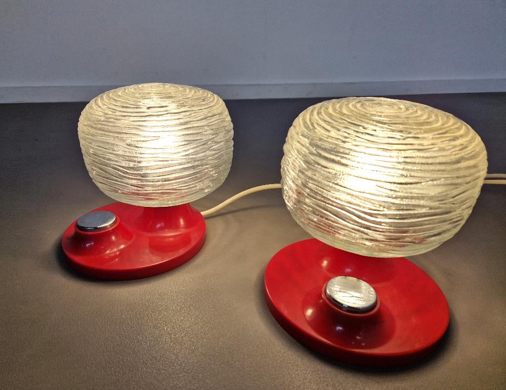 Een paar Hillebrand Space Age nachtlampjes, jaren 70, Huis en Inrichting, Lampen | Tafellampen, Gebruikt, -, -, Vintage, design, set, rood, space age, Hillebrand, nachtlampjes