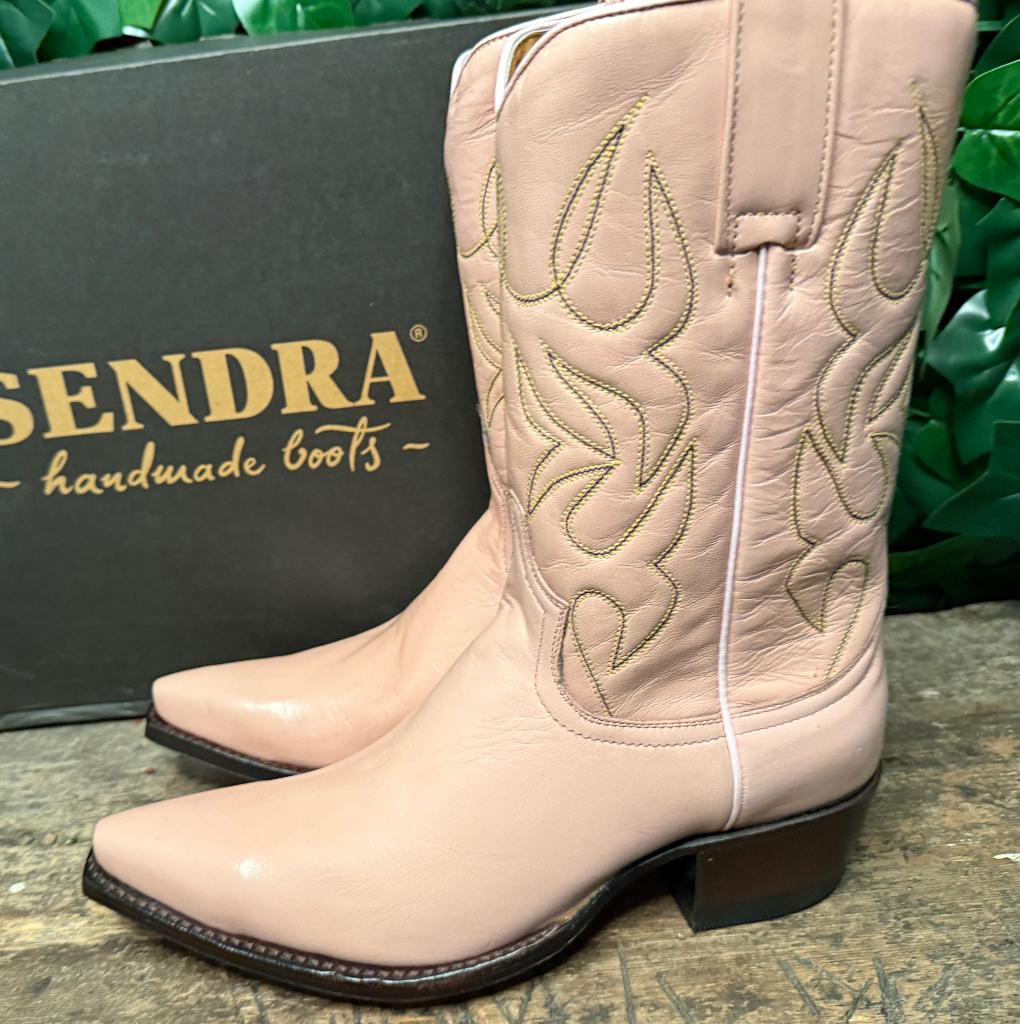 Nieuwe prachtige laarzen van Sendra maat 42