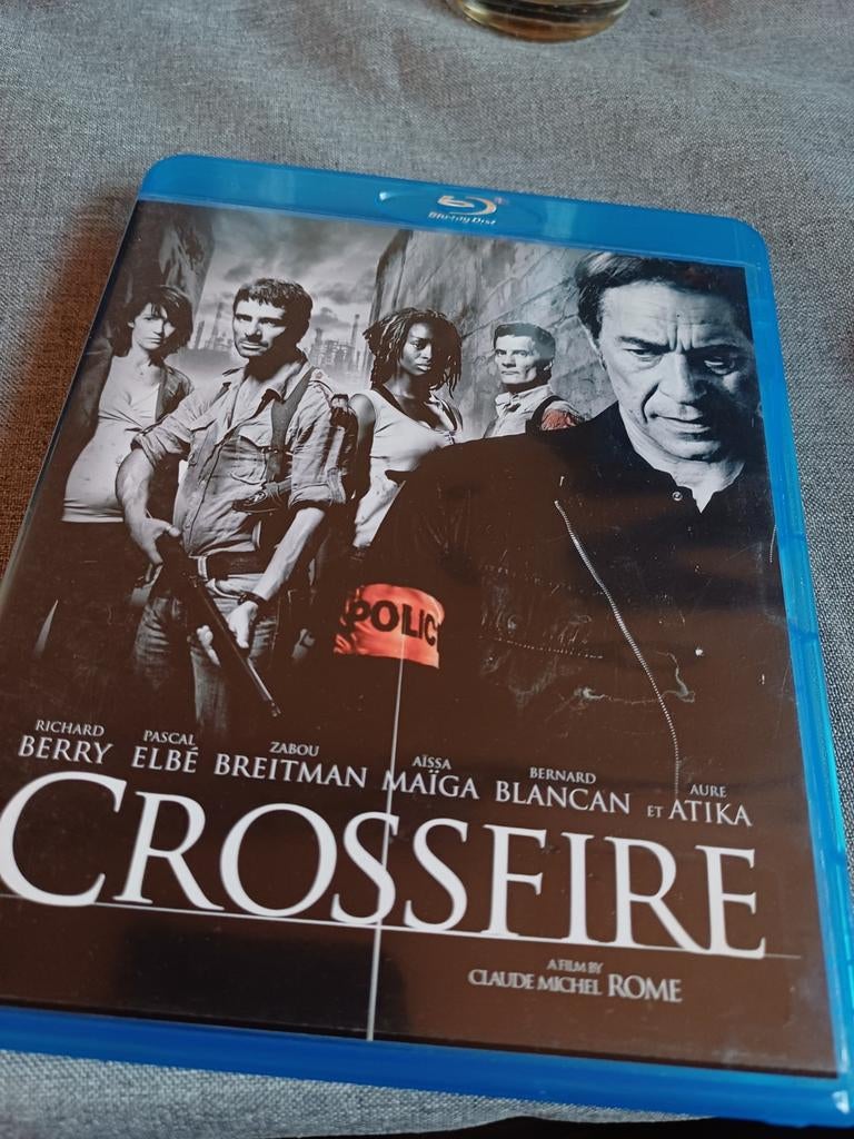 Crossfire, Verzenden, Zo goed als nieuw
