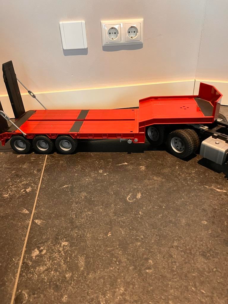 Scania Truck met Dieplader - Model, Overige merken, Groter dan 1:32, Ophalen of Verzenden, Zo goed als nieuw