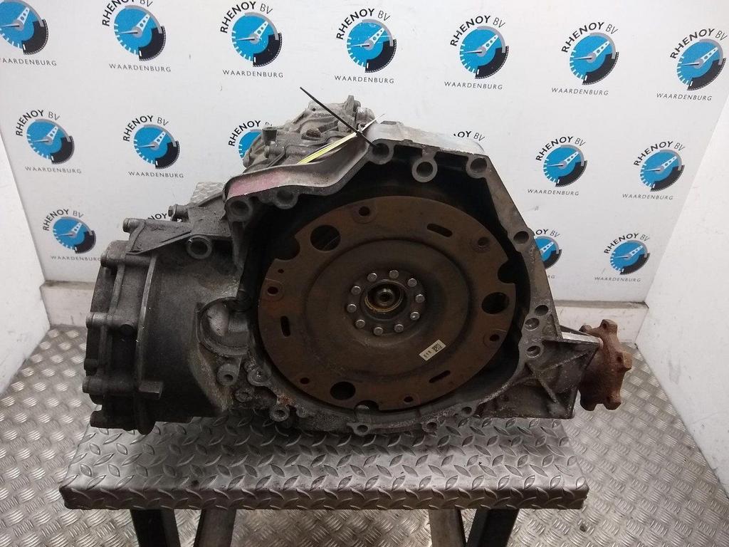 AUDI A4 TRANSMISSIE / VERSNELLINGSBAK 2011, Ophalen of Verzenden, Gebruikt, Stiba lid