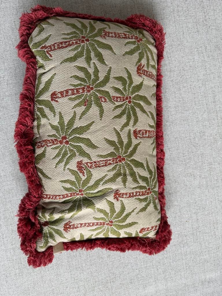 Kussen Laura & Maya Palais, Huis en Inrichting, Woonaccessoires | Kussens, Ophalen of Verzenden, Zo goed als nieuw, Beige, Rechthoekig