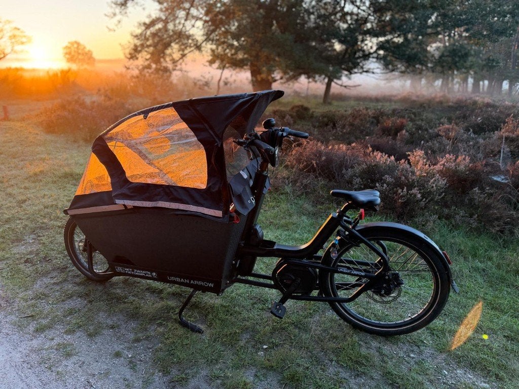 Urban Arrow Family Performance Line uit 2025, Fietsen en Brommers, 4 kinderen of meer, Zo goed als nieuw, Elektrisch, Schijfrem