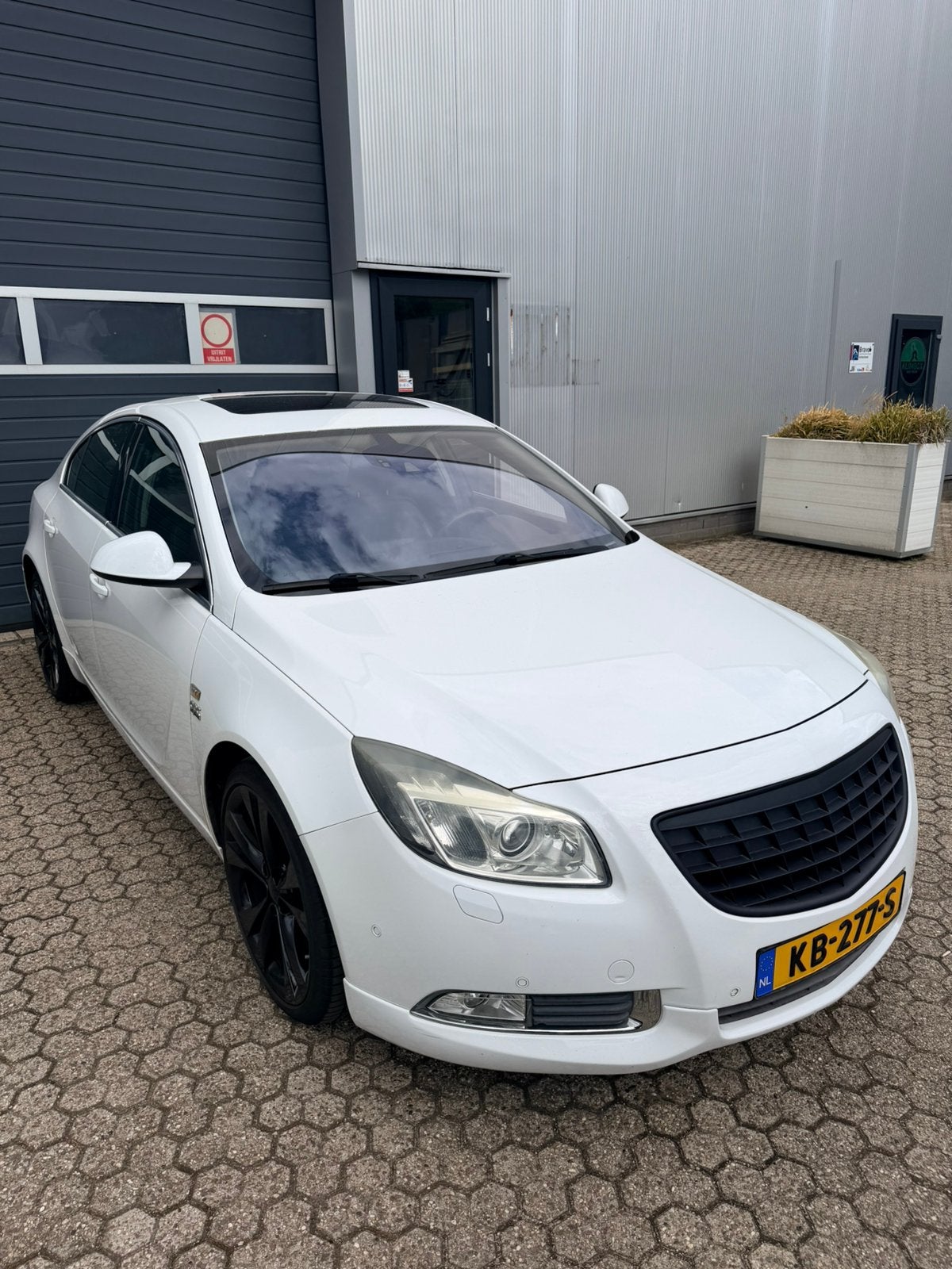 Opel Insignia 2.8 V6 Turbo | NIEUWE APK | 4X4 | 2009 | Wit, 1800 kg, Zwart, Wit, 1725 kg