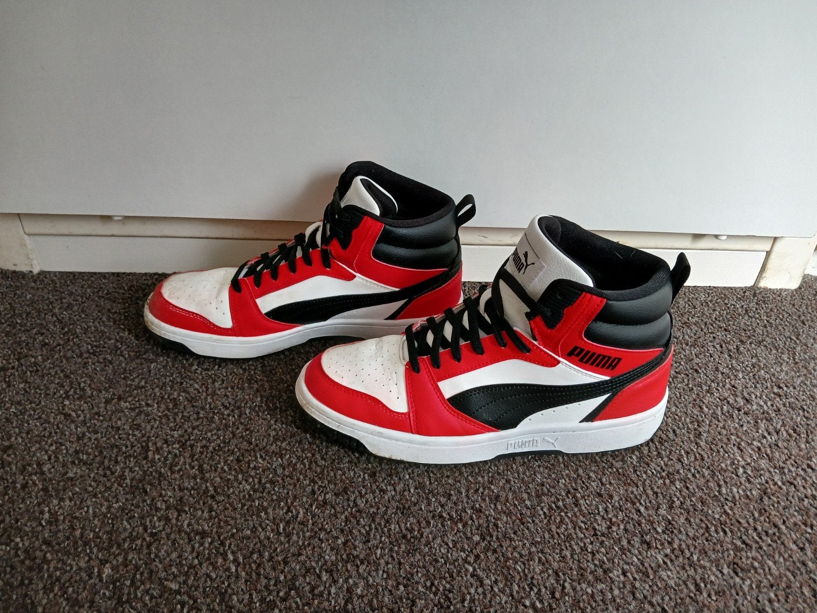 Puma hoge sneaker Rebound V6 maat 40, Puma, Schoenen, Ophalen of Verzenden, Zo goed als nieuw