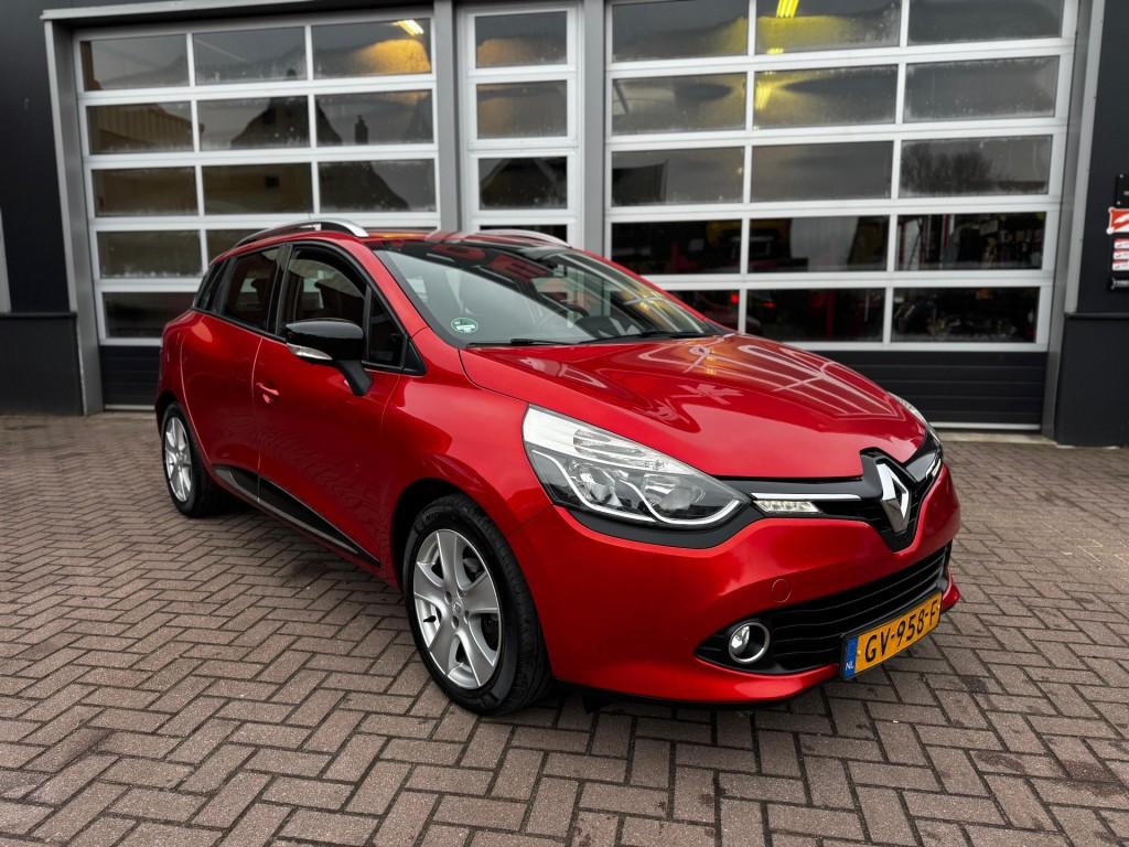 Renault CLIO  ESTATE DCI 90 ENERGY EXPRESSION / CRUISE / NAV, Auto's, Renault, Voorwielaandrijving, Euro 5, Gebruikt, 4 cilinders