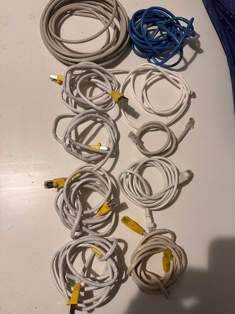 Collectie ethernetkabeltjes, Ophalen, Zo goed als nieuw