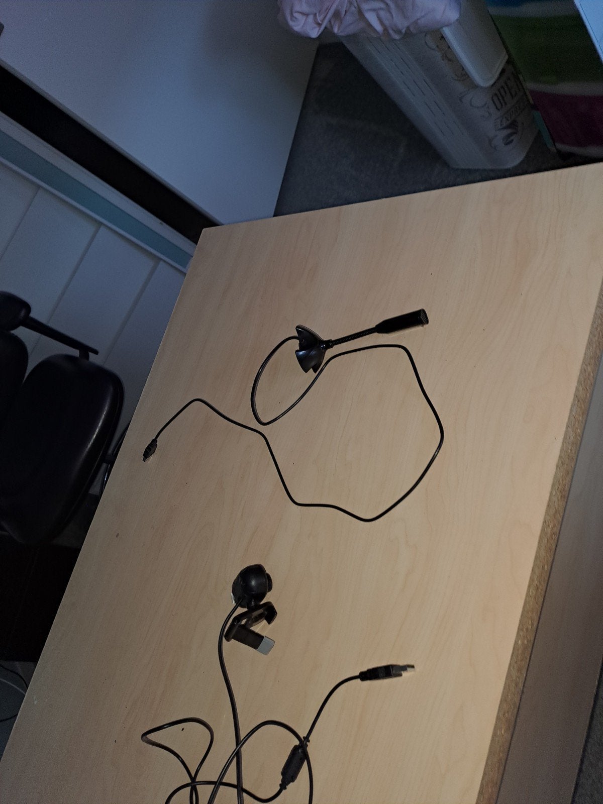 Webcam met microfoon en monitorclip, Computers en Software, Webcams, Zo goed als nieuw, Bedraad, MacOS, Windows, Monitorclip, Microfoon