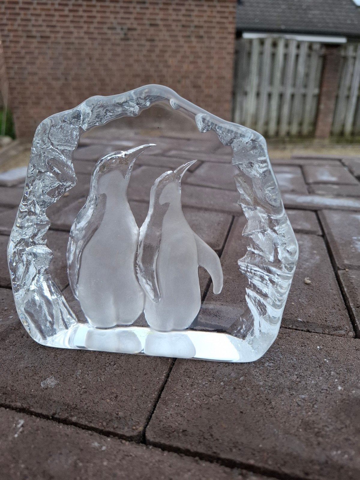 Mats Jonasson glasobject 2 pinguins, Ophalen of Verzenden