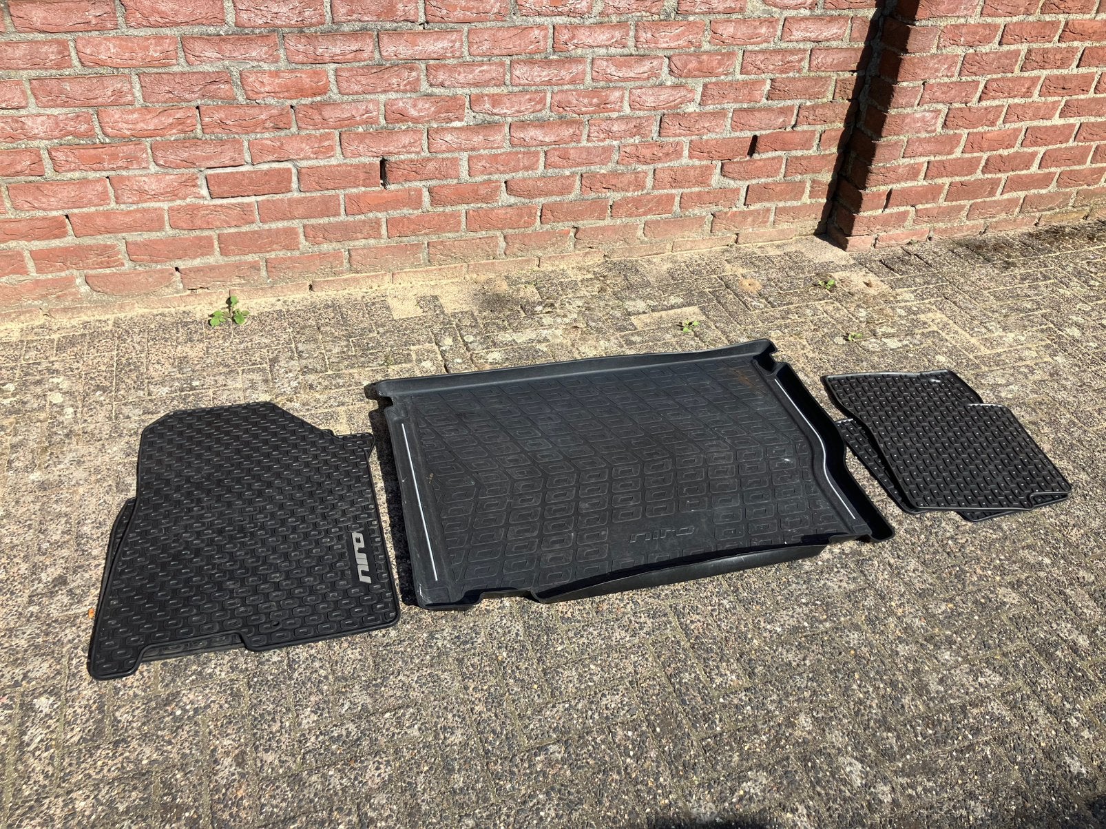 Te Koop rubberen matten set voor Kia Niro, Auto diversen, Ophalen, Zo goed als nieuw