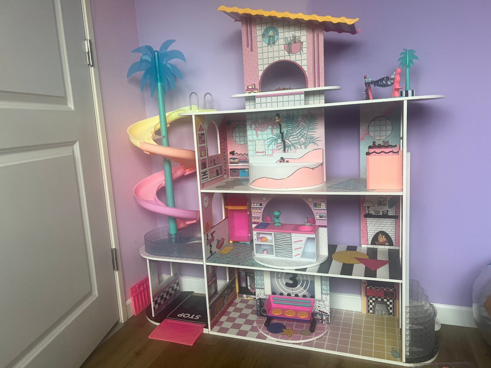 L.o.l speelhuis, Ophalen, Gebruikt, Poppenhuis