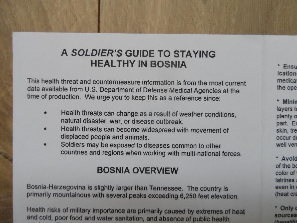 IK Soldier's guide staying healthy in Bosnia okt '99, Ophalen of Verzenden, Landmacht, Nederland