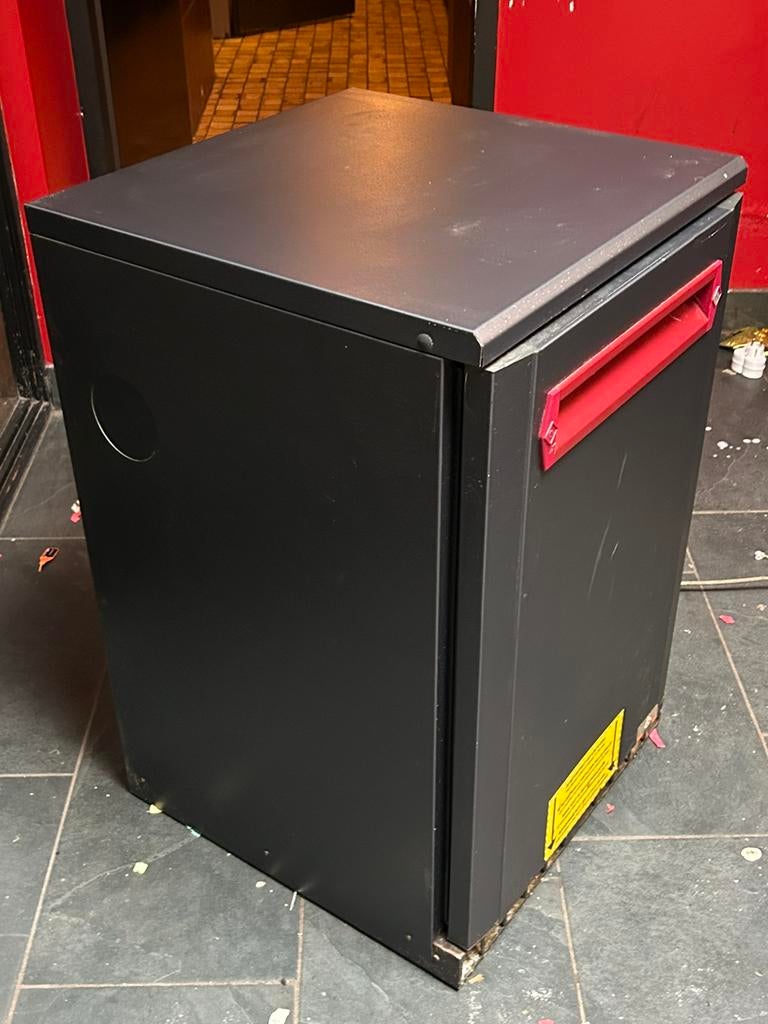 Gamko Koelkast - Topkwaliteit met Verlichting en 2 Schappen, 75 tot 100 liter, 45 tot 60 cm, Ophalen, 85 tot 120 cm