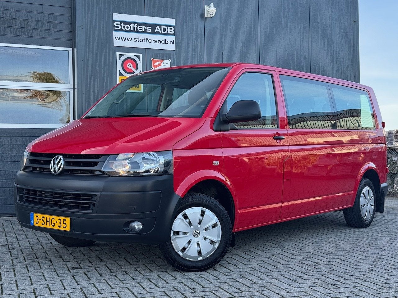 Volkswagen Transporter Kombi 2.0 TDI 140pk DSG L2H1 Comfortl, Auto's, Euro 5, Stof, Gebruikt, 8 stoelen