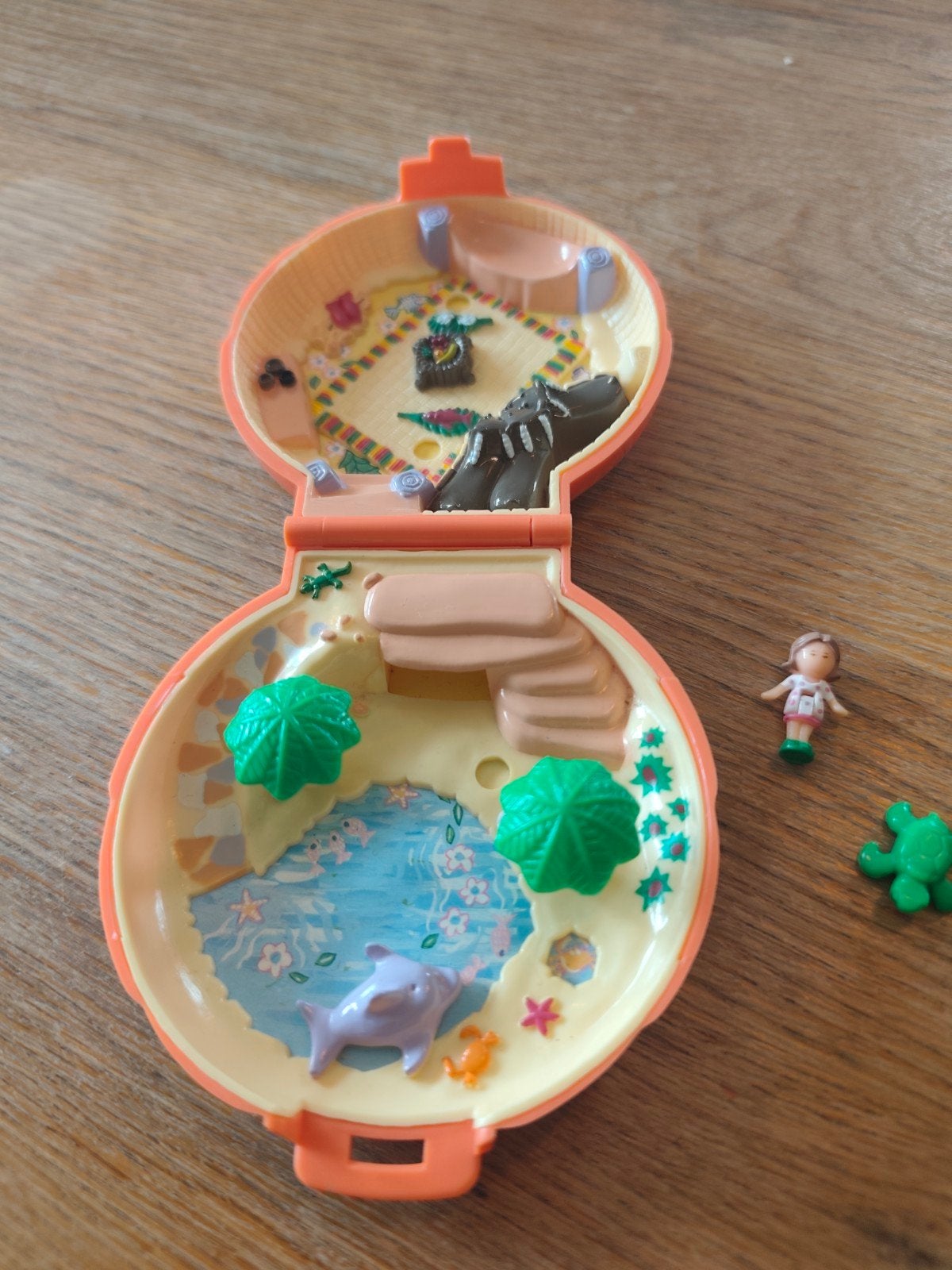 Vintage Polly Pocket: Tammy's Palm Tree Island (1989), Ophalen of Verzenden, Gebruikt