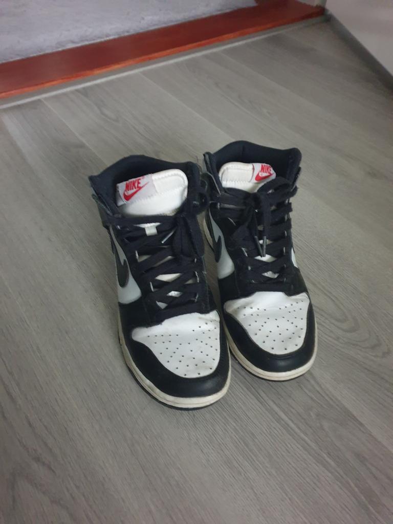 Nike Dunk High Zwart/Wit Sneakers, Kleding | Dames, Schoenen, Zwart, Nike, Ophalen of Verzenden, Sneakers of Gympen