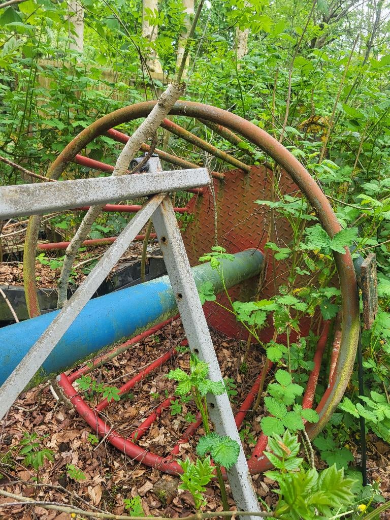 Ijzeren boomhut/uitkijktoren, Ophalen, Gebruikt