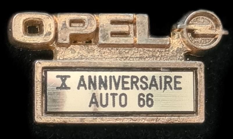 Opel X Anniversaire Auto 66 pin, Verzamelen, Verzenden, Nieuw, Transport, Speldje of Pin
