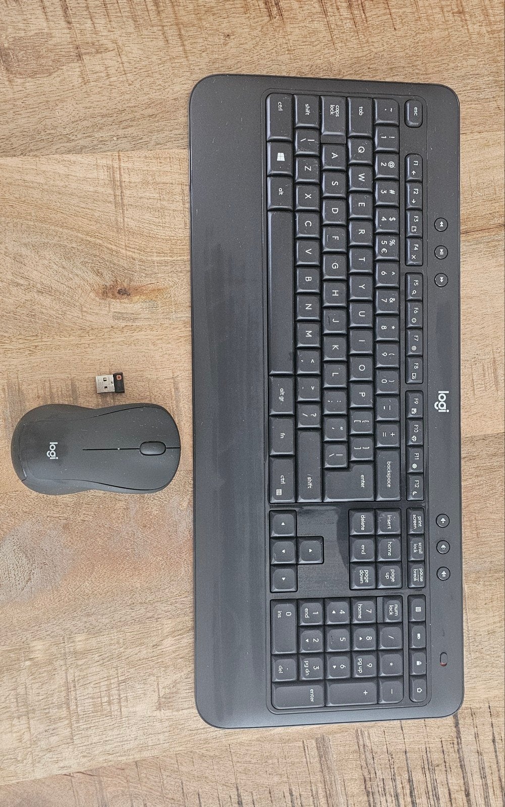 Logitech draadloze muis en toetsenbord, Ophalen, Zo goed als nieuw
