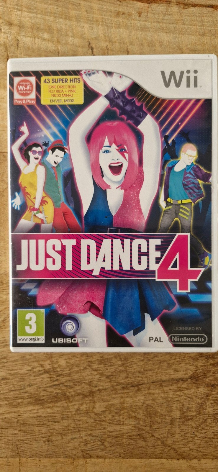 Just Dance 4 - Wii, Spelcomputers en Games, Muziek, Eén computer, Ophalen of Verzenden, Zo goed als nieuw