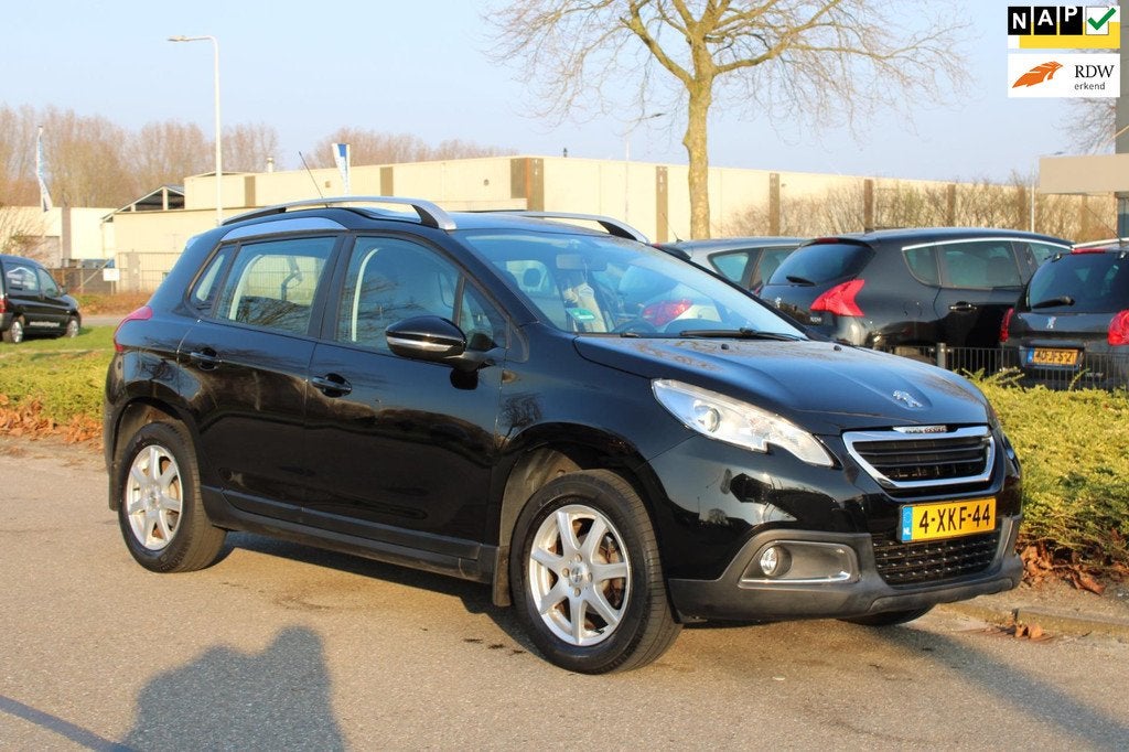 Peugeot 2008 1.2 VTi ACTIVE-uitv/AIRCO/TREKHAAK/CRUISE CONTR, Auto's, Euro 5, Stof, 1199 cc, Met garantie (alle)