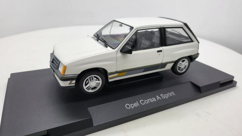 Opel Corsa A Sprint wit, Hobby en Vrije tijd, Modelauto's | 1:18, Overige merken, Overige merken, Auto, Nieuw