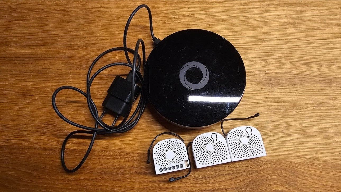 Homey Smart Home Set + 3x Aeotec Nano Dimmer + DVS 1200, Ophalen of Verzenden, Zo goed als nieuw
