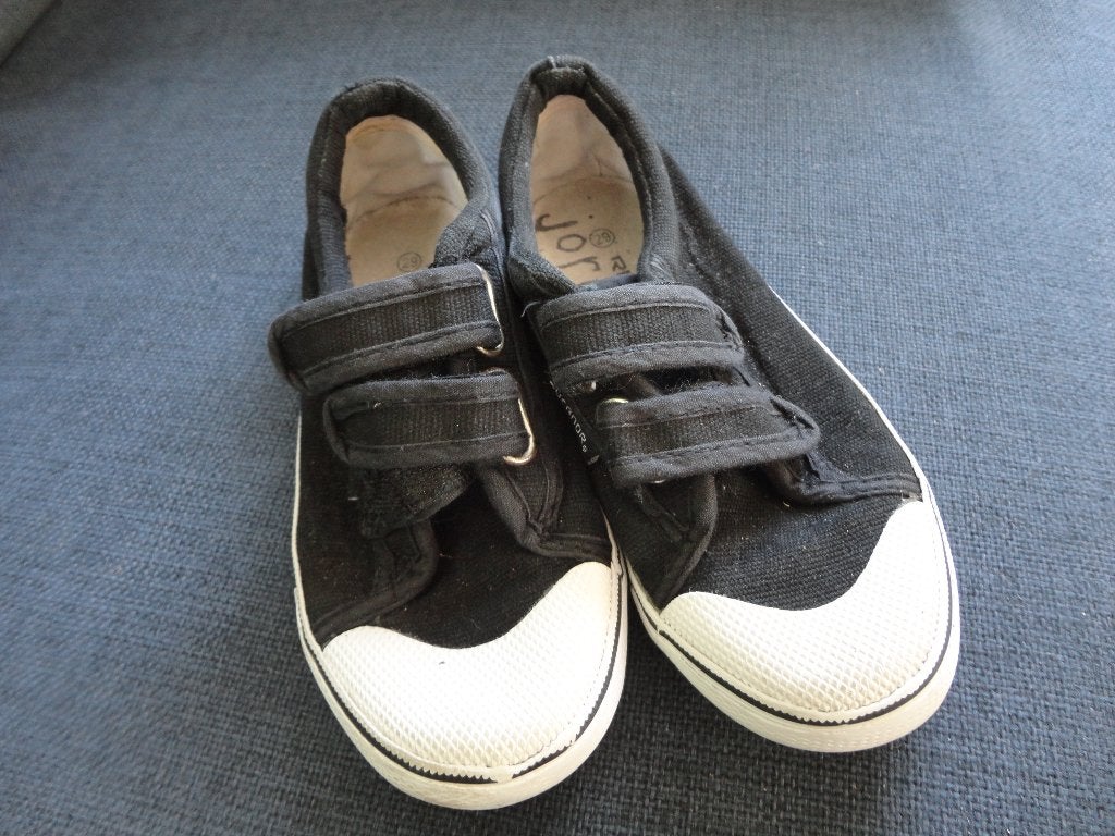 zwarte gymschoenen, Gebruikt, Rucanor, Ophalen of Verzenden, Jongen of Meisje