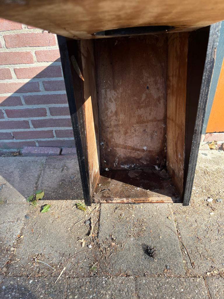 Vogelhuis voor bosuilen, Ophalen, Gebruikt