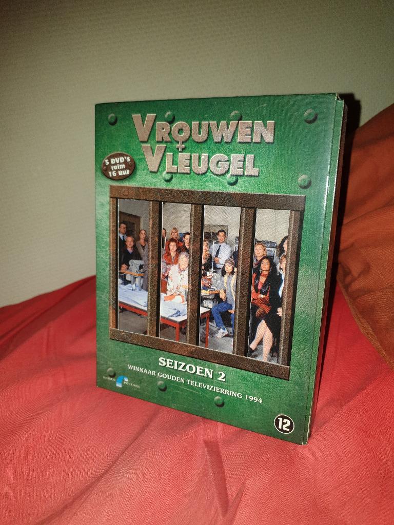 Vrouwenvleugel Seizoen 2 - 5-DVD Luxe Boxset, eerste uitgave, Vanaf 12 jaar, Ophalen of Verzenden, Zo goed als nieuw, Drama