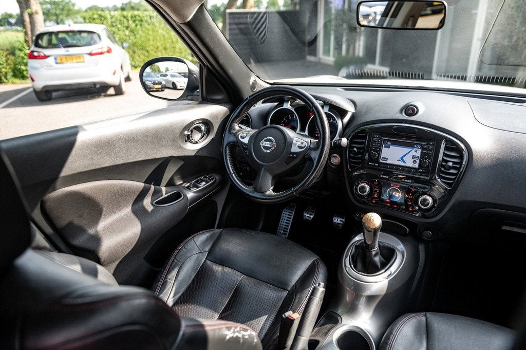Nissan Juke 1.6 Tekna Leder I Camera I Climate I Cruise I St, Auto's, Nissan, Voorwielaandrijving, Euro 5, Zwart, 4 cilinders