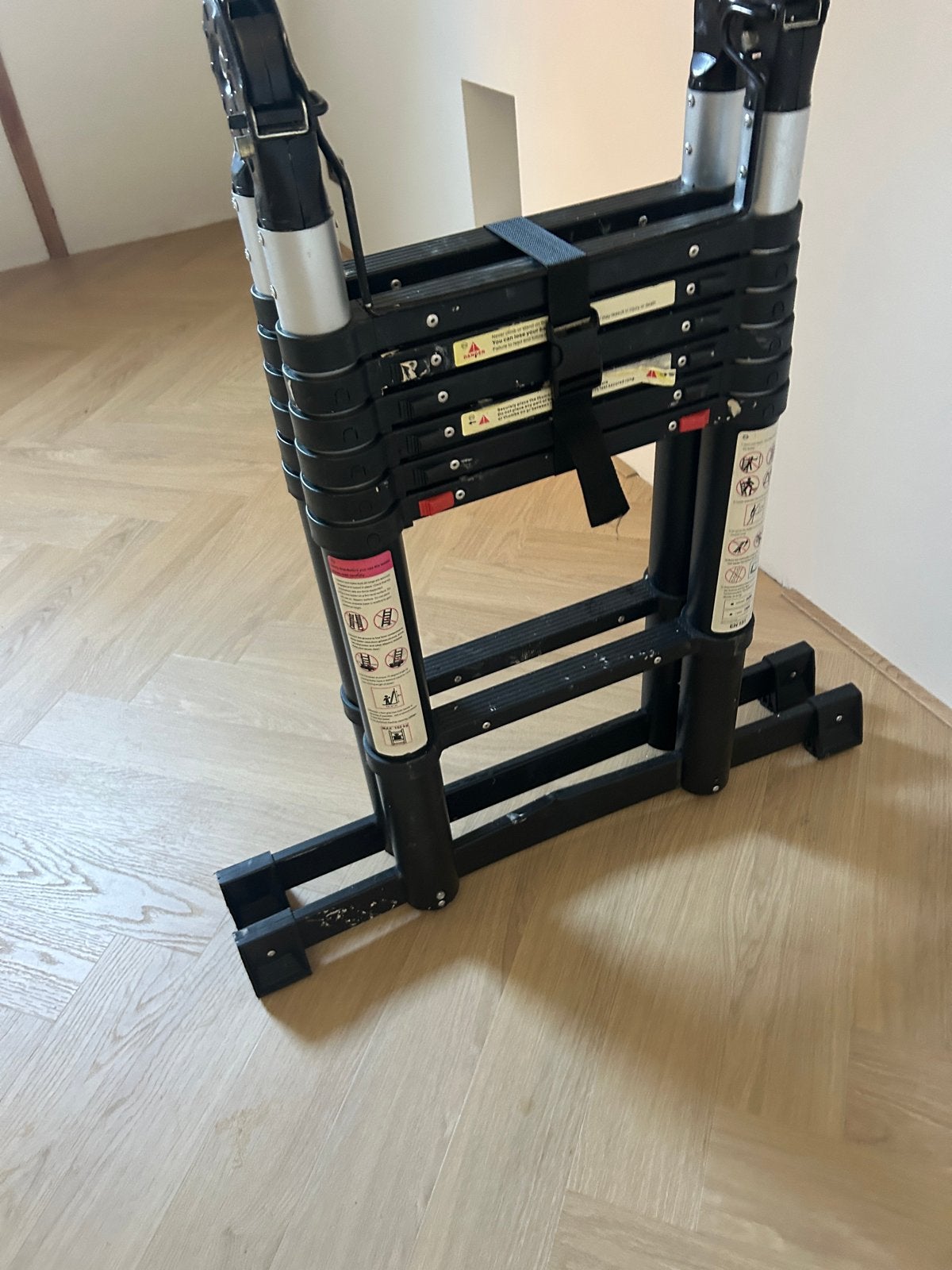 Aldorr Telescopische Trap Ladder 4m - Gebruikt, Goede Staat, Doe-het-zelf en Verbouw, Ladders en Trappen, Ophalen, Gebruikt, Trap