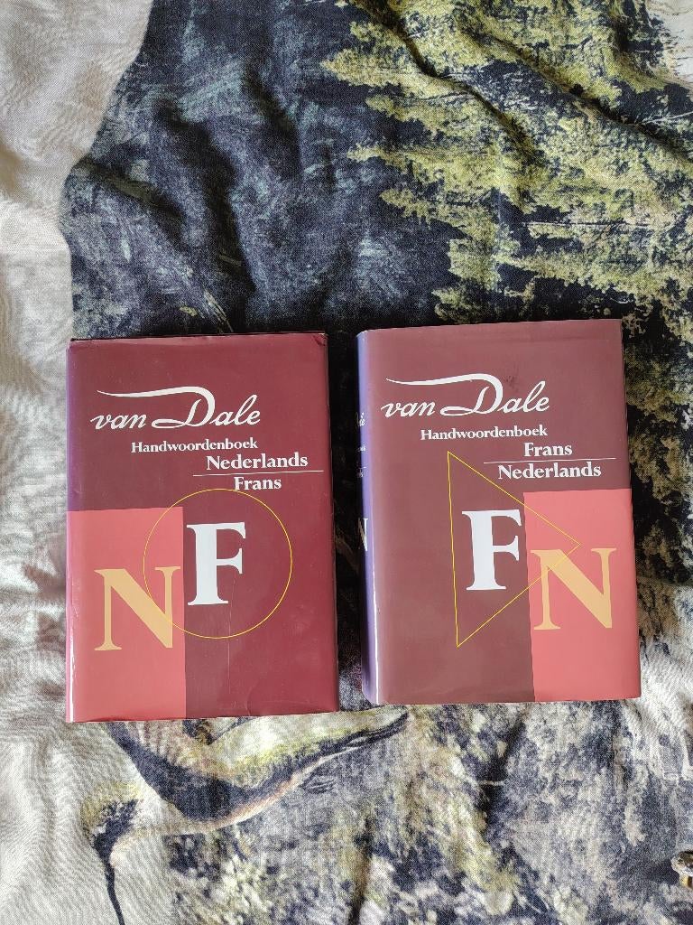 Van Dale Woordenboeken Talen, Boeken, Woordenboeken, Gelezen, Van Dale, Nederlands, Ophalen of Verzenden