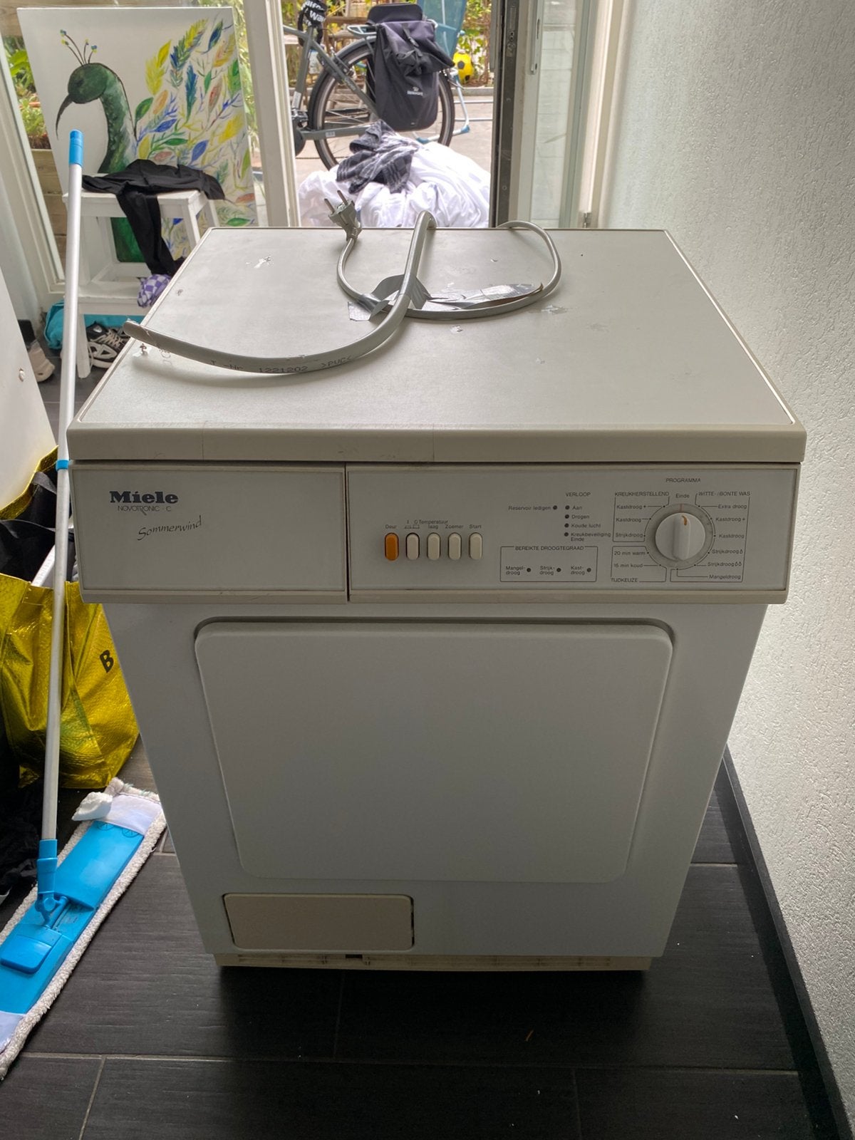Miele droger, Ophalen, Overige typen, 50 tot 100 cm, Zo goed als nieuw