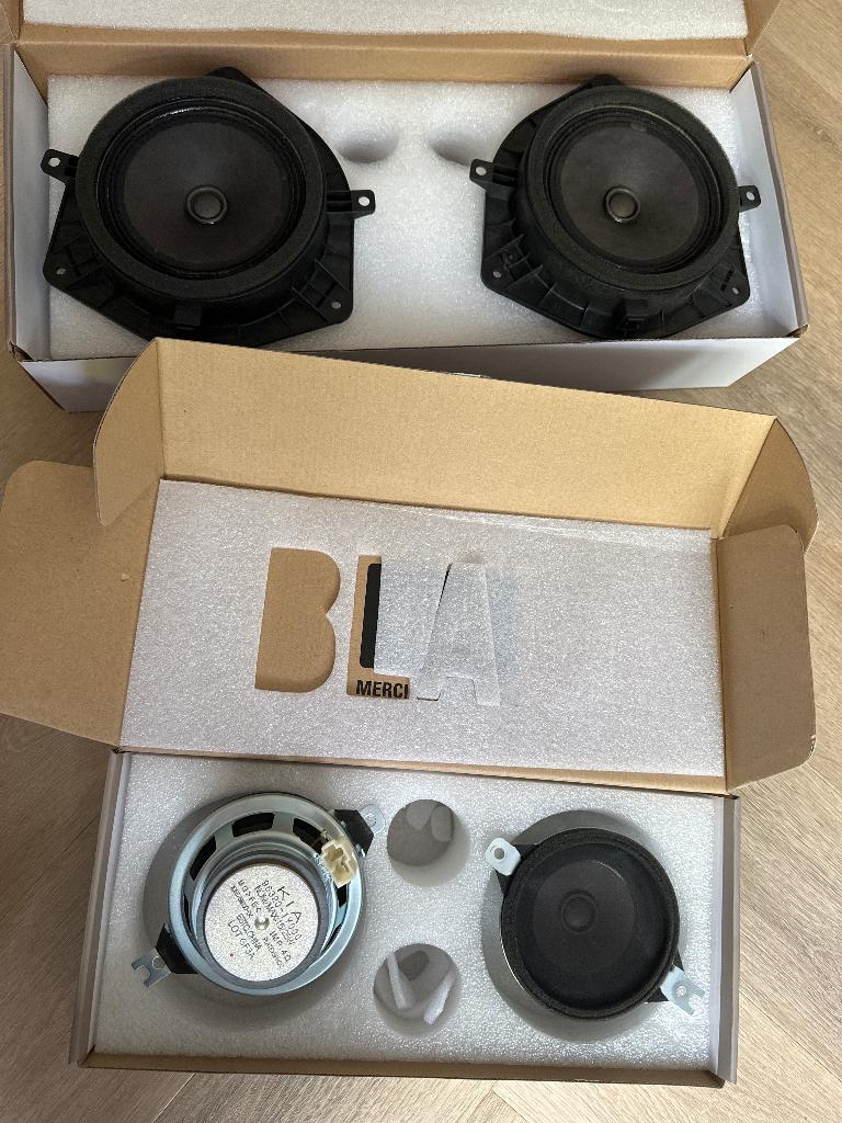 4x auto speakers- 2 vóór + 2 achter, Ophalen of Verzenden, Zo goed als nieuw