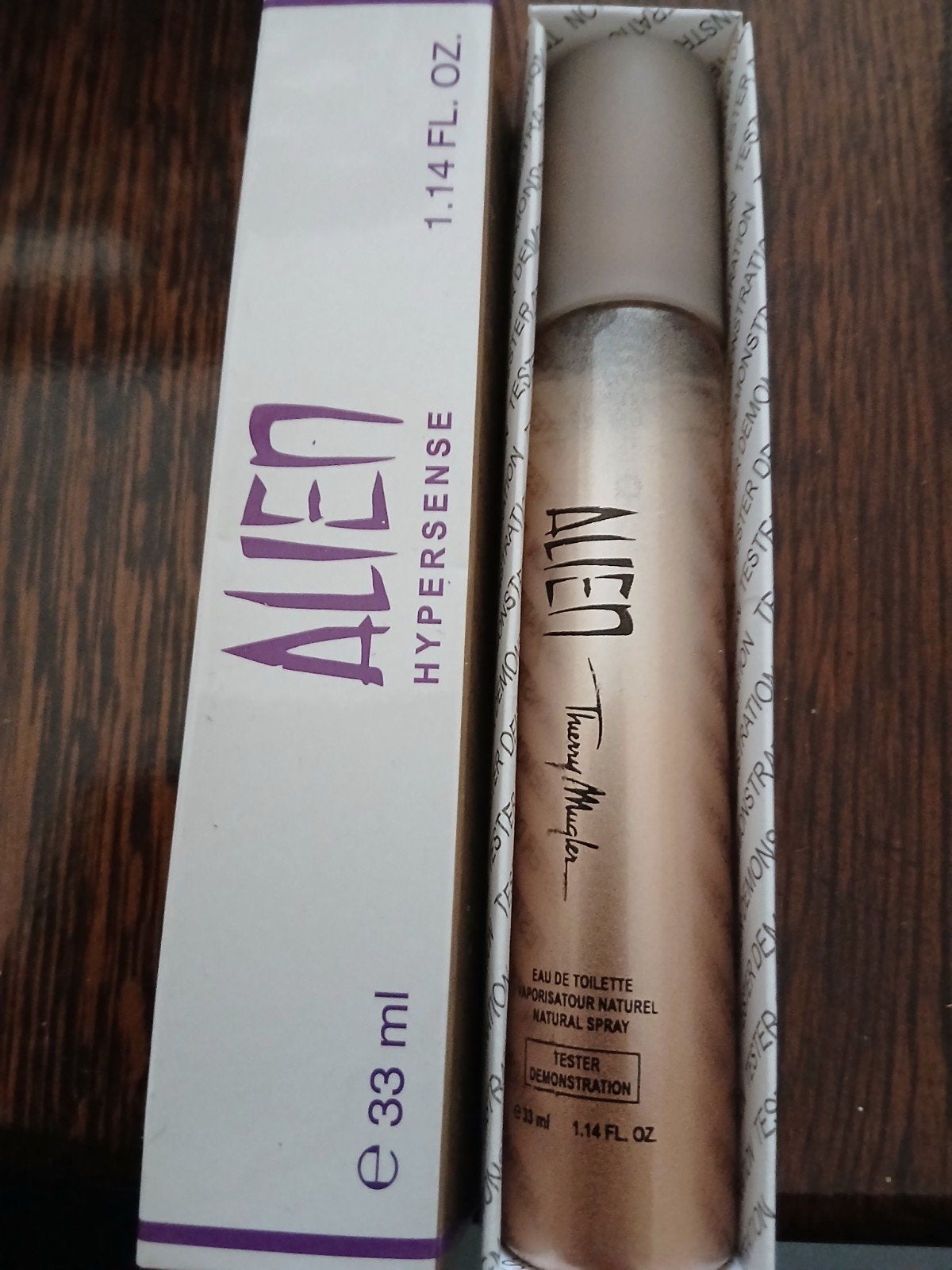 nieuwe 33 ml parfum, Sieraden, Tassen en Uiterlijk, Ophalen of Verzenden, Nieuw