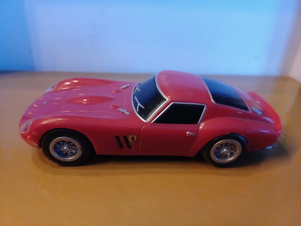 Ferrari GTO modelauto, Hobby en Vrije tijd, Modelauto's | Overige schalen, Ophalen of Verzenden, Nieuw, Auto