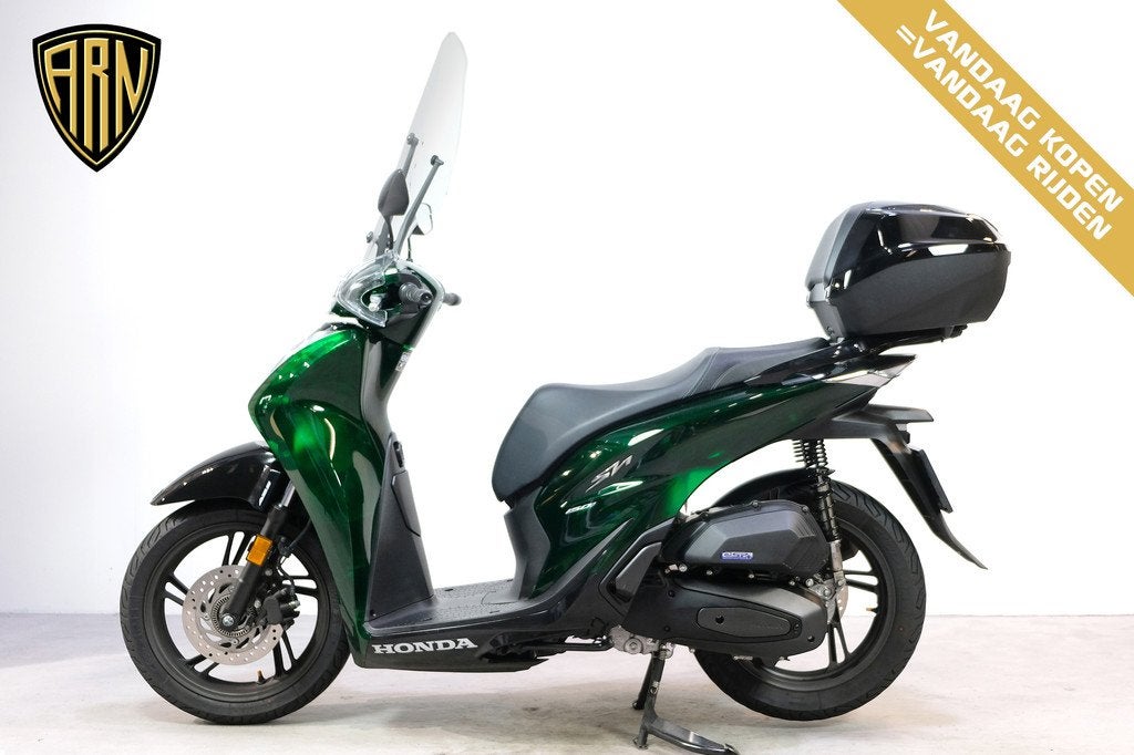 Honda SH 150 I (bj 2025), Motoren, Motoren | Honda, Bedrijf, 157 cc, 12 t/m 35 kW, LED Verlichting