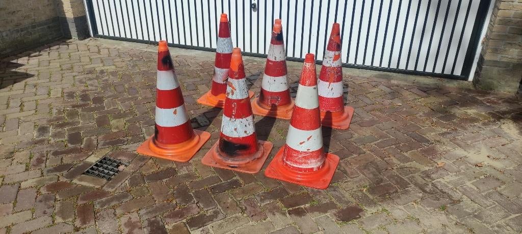 pilon 6x, Doe-het-zelf en Verbouw, Ophalen, Gebruikt