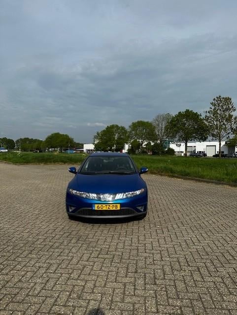 Honda Civic 1.8I Executive 5DR 2007 Blauw, Voorwielaandrijving, Metallic lak, Zwart, 4 cilinders