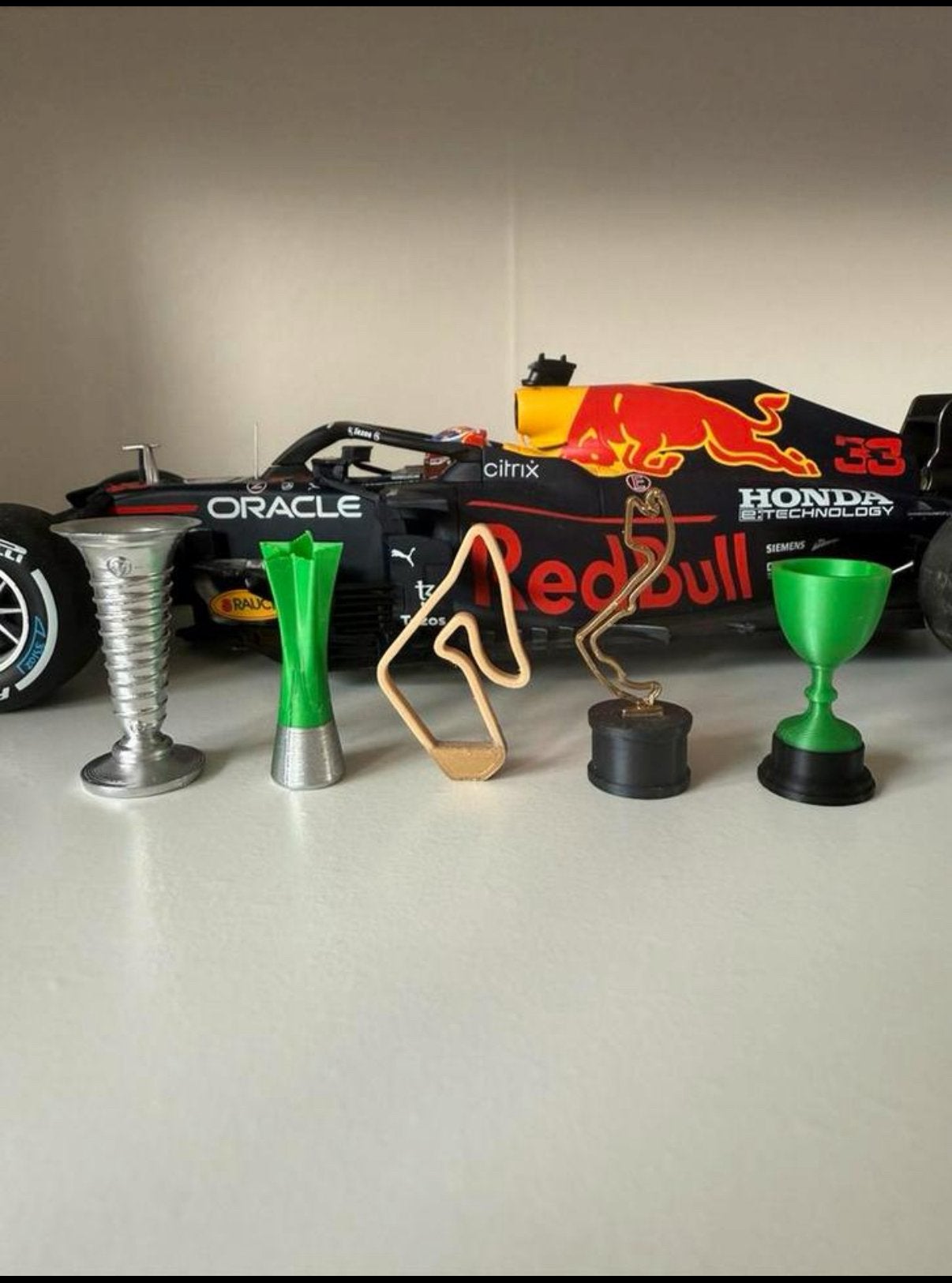 1:18 formule 1 Trofeeën, Ophalen of Verzenden