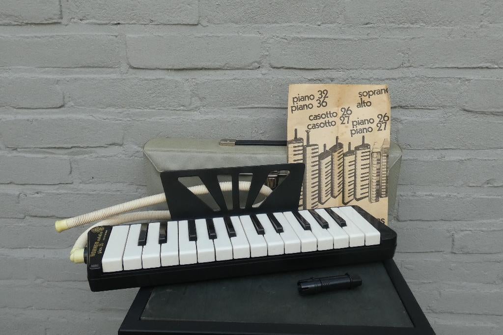 Hohner Piano 26 Melodica met koffer en accessoires, Muziek en Instrumenten, Ophalen of Verzenden, Gebruikt, Overige typen, Met koffer of doosje